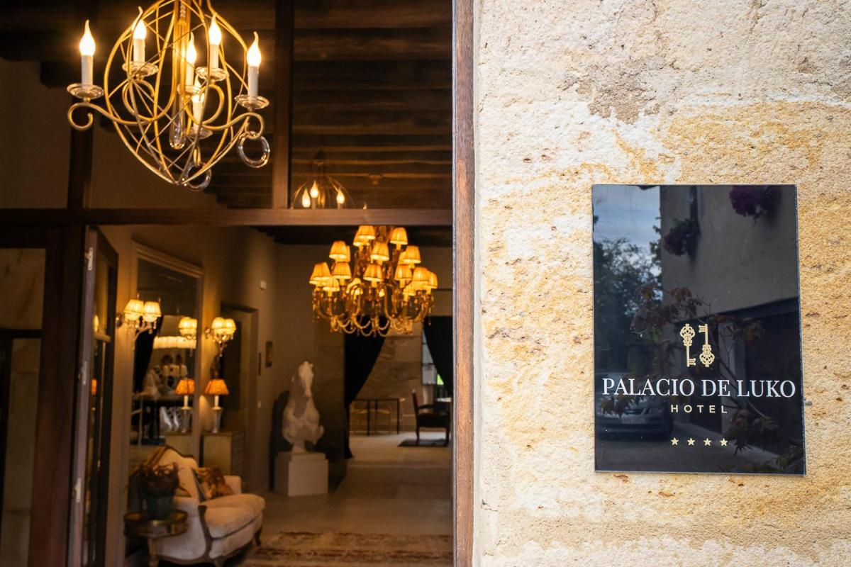 Hotel Palacio De Luko Eksteriør bilde
